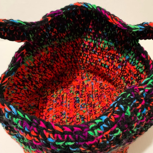 Toy Basket Small Toy Basket Clutter Basket Book Basket handmade crocheted - Picture 2 of 16